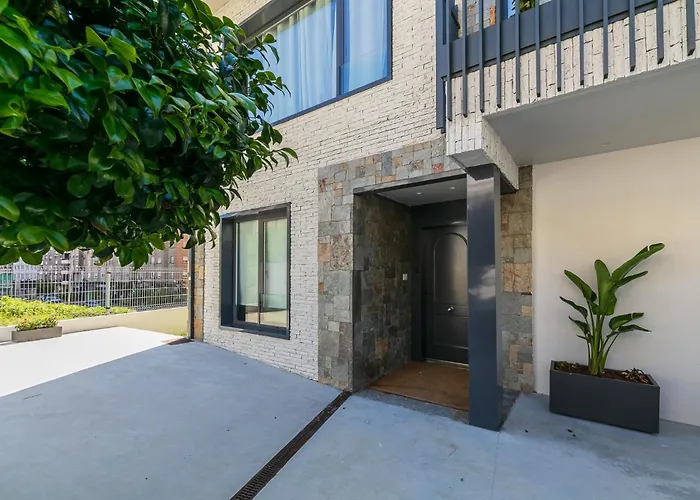 Elegante Y Luminoso En - Apto 4 By *