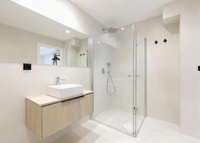 Elegante Y Luminoso En - Apto 4 By